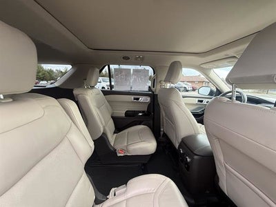 2022 Ford Explorer Platinum