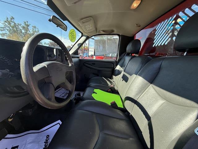 2004 Chevrolet Silverado 3500 HD WT