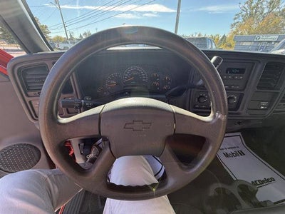 2004 Chevrolet Silverado 3500 HD WT