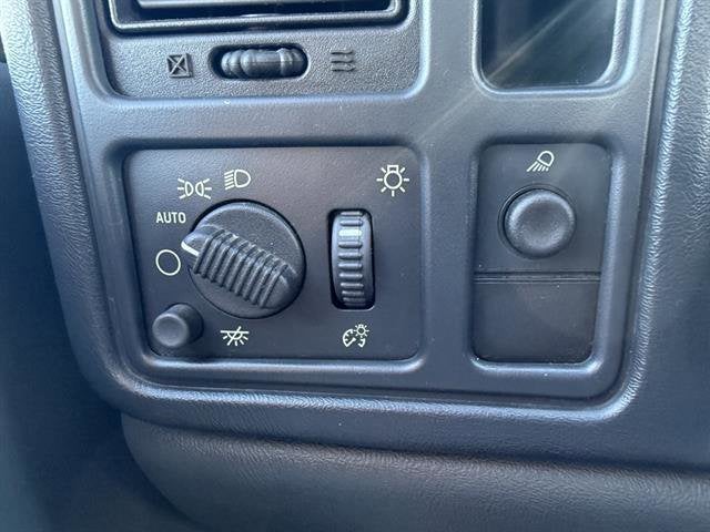 2004 Chevrolet Silverado 3500 HD WT