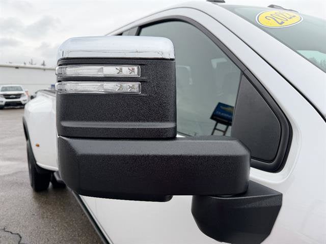 2022 Chevrolet Silverado 3500 HD High Country DRW