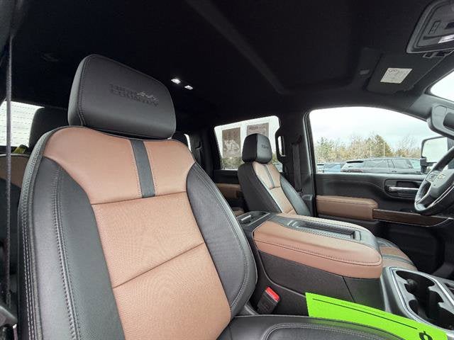 2022 Chevrolet Silverado 3500 HD High Country DRW