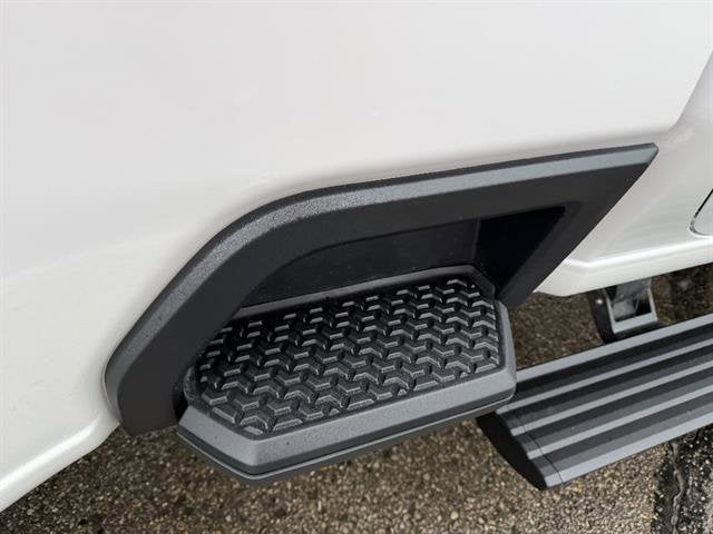 2022 Chevrolet Silverado 3500 HD High Country DRW