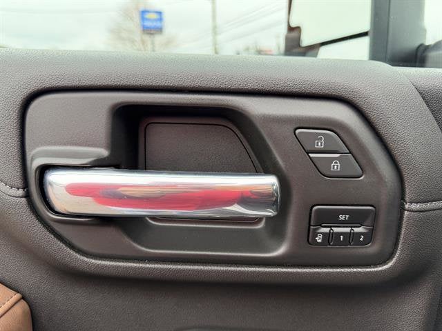 2022 Chevrolet Silverado 3500 HD High Country DRW