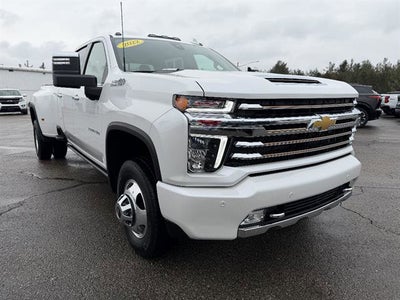2022 Chevrolet Silverado 3500 HD High Country DRW