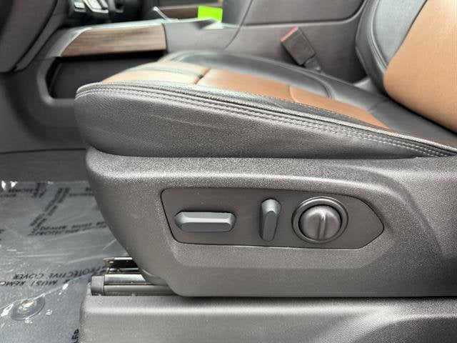 2022 Chevrolet Silverado 3500 HD High Country DRW