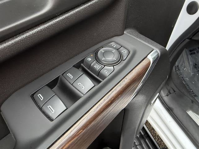 2022 Chevrolet Silverado 3500 HD High Country DRW