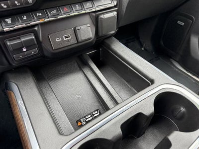 2022 Chevrolet Silverado 3500 HD High Country DRW