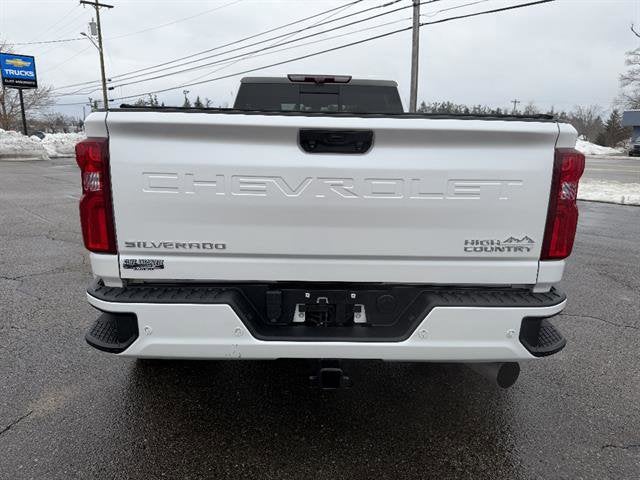 2022 Chevrolet Silverado 3500 HD High Country DRW