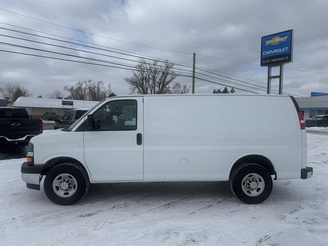 2024 Chevrolet Express Cargo 2500 WT