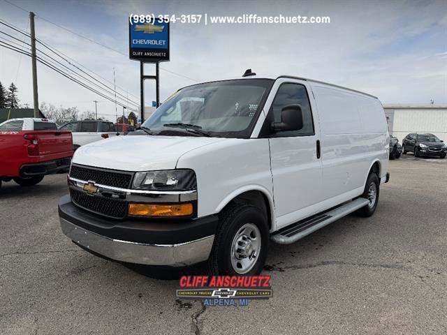 2024 Chevrolet Express Cargo 2500 WT