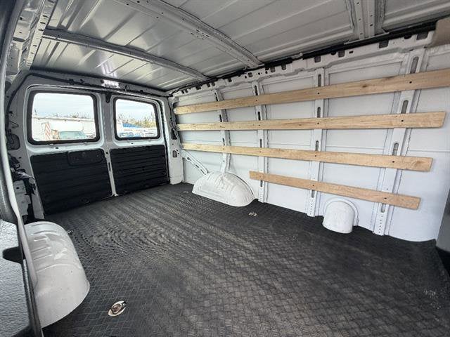 2024 Chevrolet Express Cargo 2500 WT