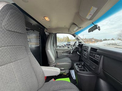 2024 Chevrolet Express Cargo 2500 WT