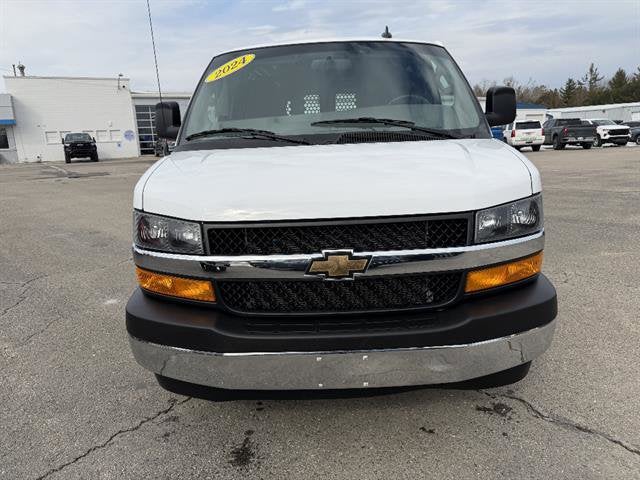 2024 Chevrolet Express Cargo 2500 WT