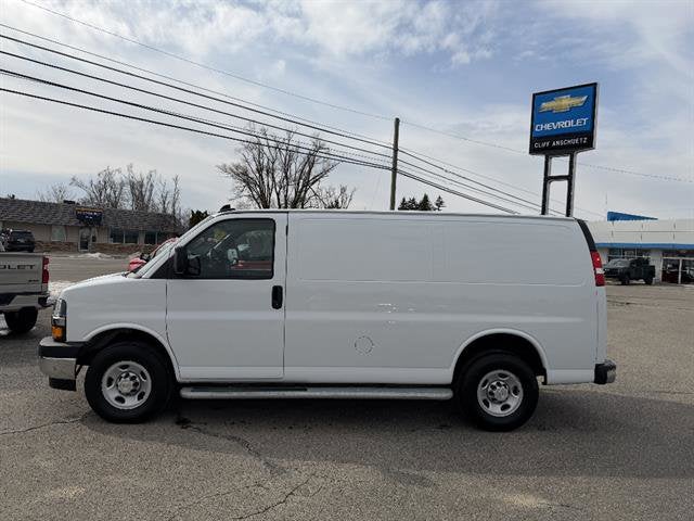 2024 Chevrolet Express Cargo 2500 WT
