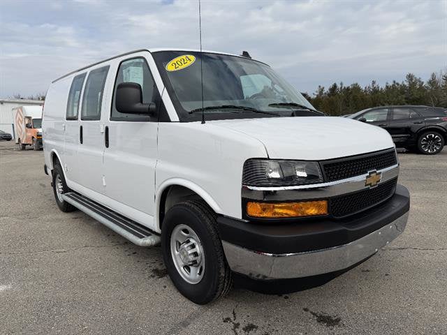 2024 Chevrolet Express Cargo 2500 WT