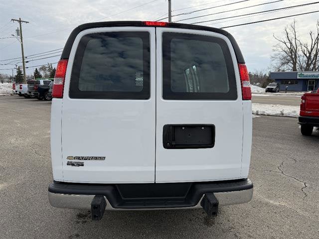 2024 Chevrolet Express Cargo 2500 WT