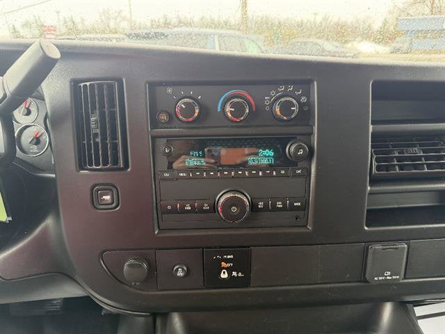 2024 Chevrolet Express Cargo 2500 WT