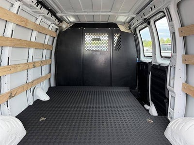 2025 Chevrolet Express Cargo WT
