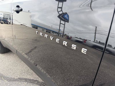2023 Chevrolet Traverse LT Cloth