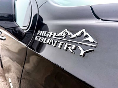 2025 Chevrolet Suburban High Country