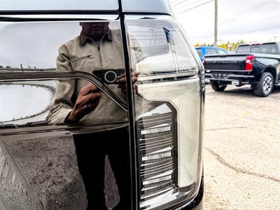 2025 Chevrolet Suburban High Country