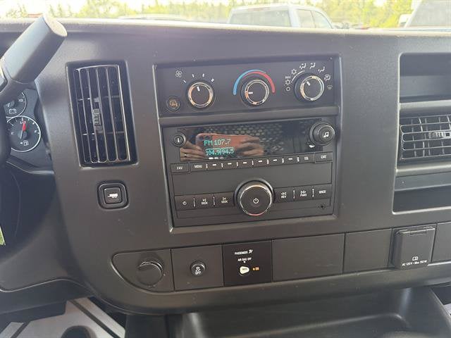 2025 GMC Savana Cargo Work Van