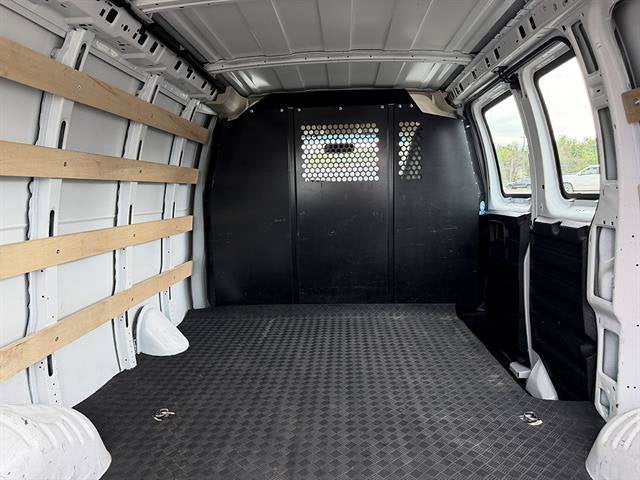 2025 GMC Savana Cargo Work Van