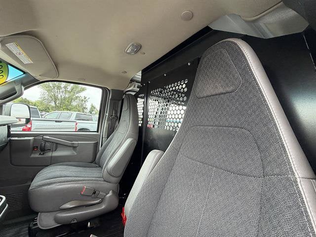 2025 GMC Savana Cargo Work Van