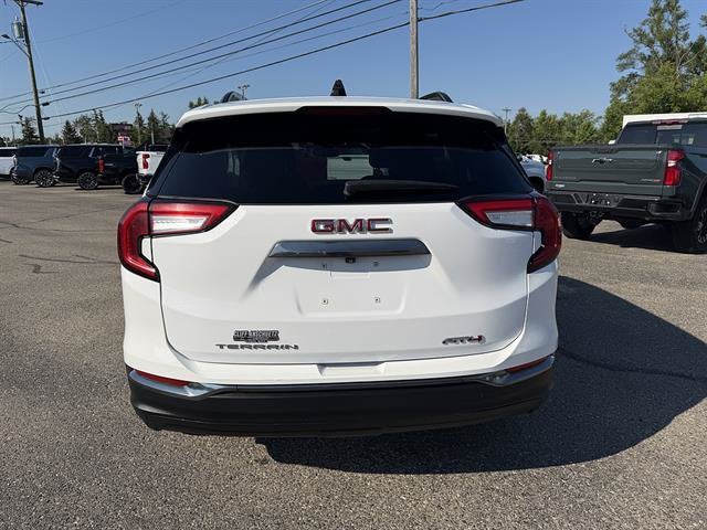 2022 GMC Terrain AT4