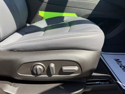 2022 Buick Enclave Essence