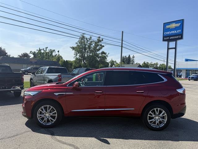 2022 Buick Enclave Essence