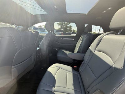 2022 Buick Enclave Essence