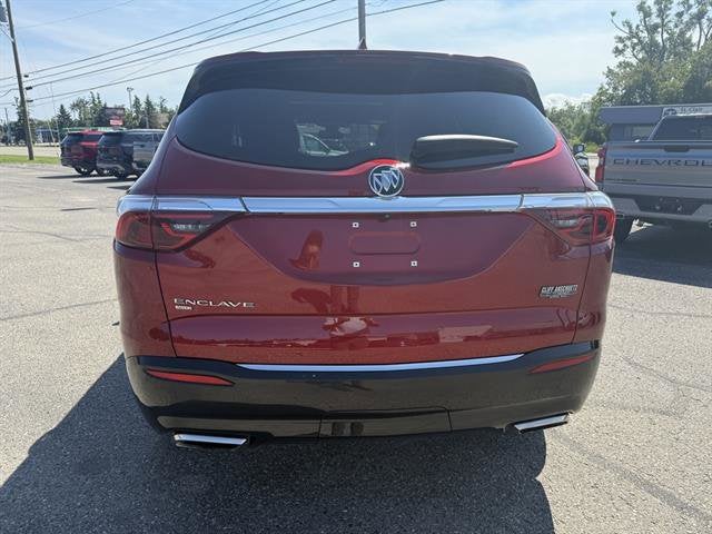 2022 Buick Enclave Essence
