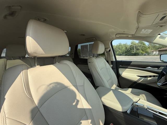 2022 Buick Enclave Essence