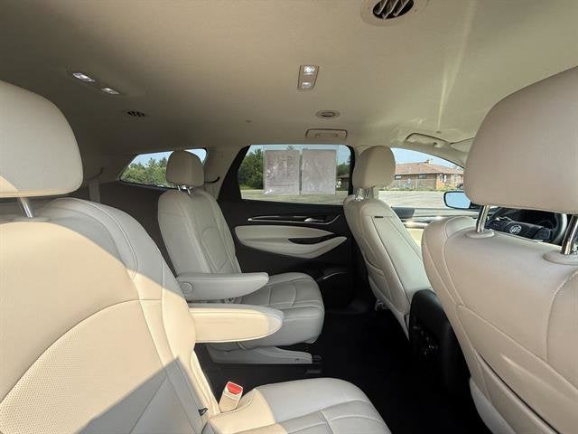 2022 Buick Enclave Essence