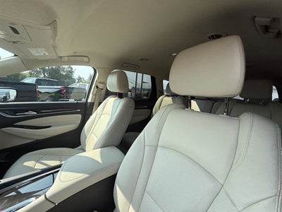 2022 Buick Enclave Essence