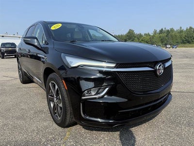 2022 Buick Enclave Essence